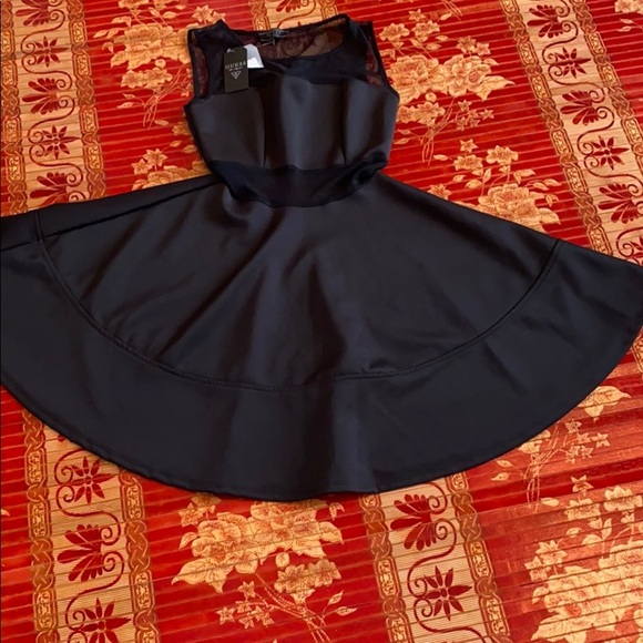 Guess fit and flare skater dress - Picture 6 of 8